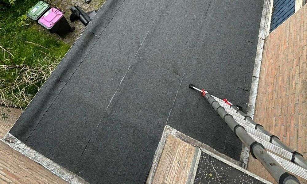 Plat dak geplaatst door dakdekker in Hendrik-Ido-Ambacht Plat dak geplaatst door dakdekker in Hendrik-Ido-Ambacht