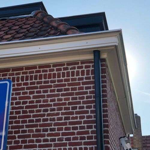 Foto van dakgoot in Hendrik-Ido-Ambacht Foto van dakgoot in Hendrik-Ido-Ambacht